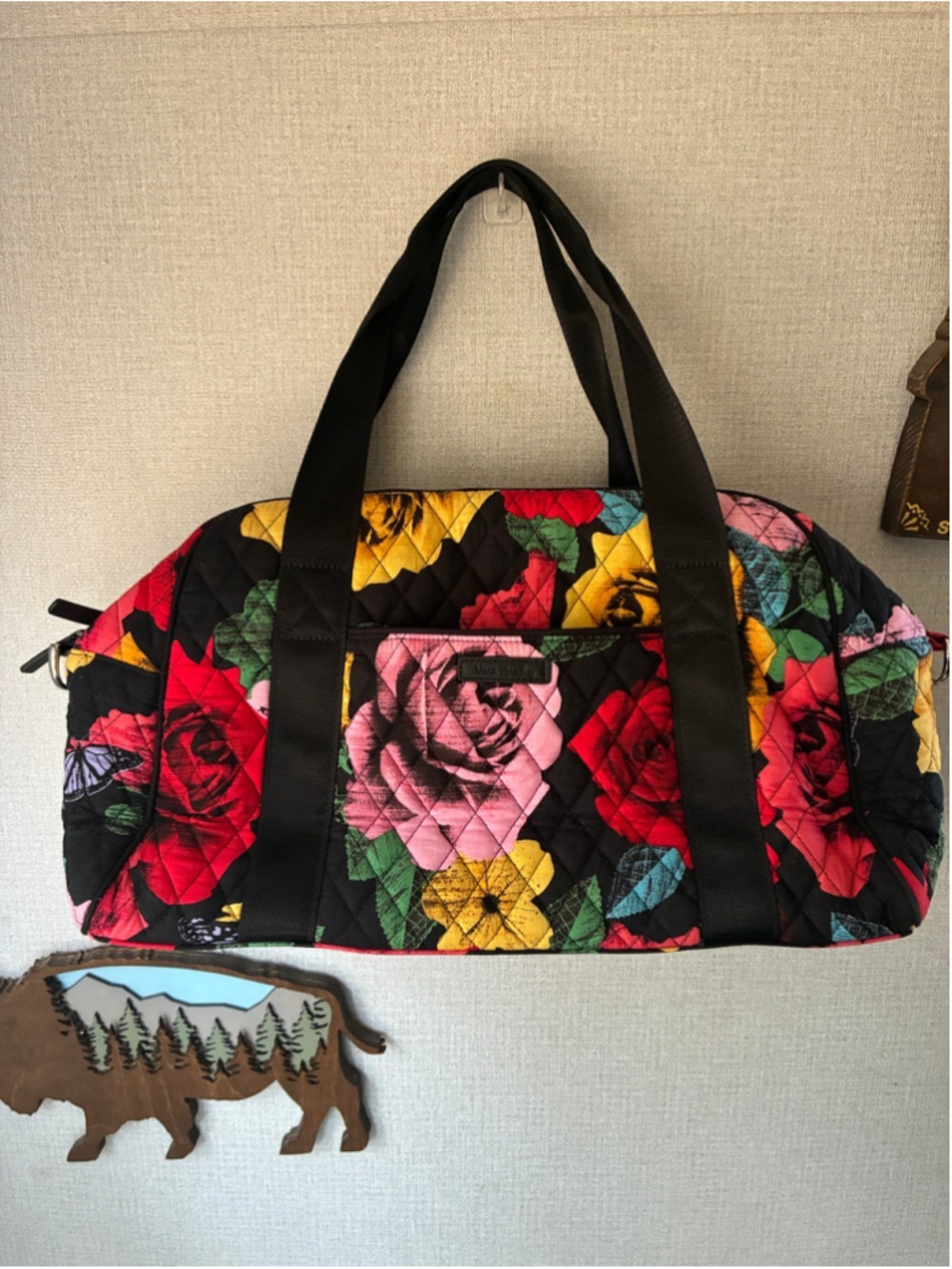 Women's Vera Bradley Travel Bag One Size Black Red Rose Quilted Duffel